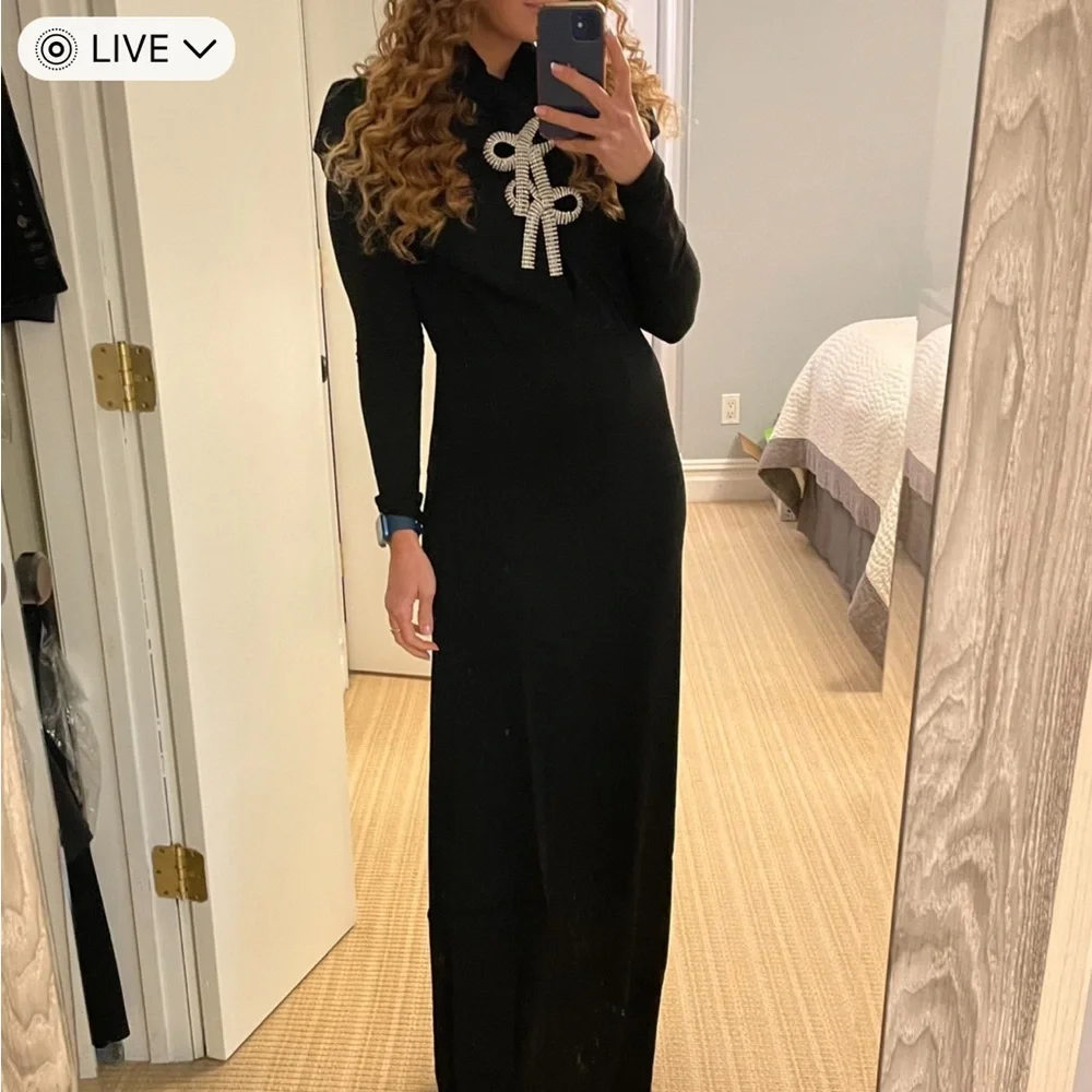 Self Portrait - Picture 2 of 5